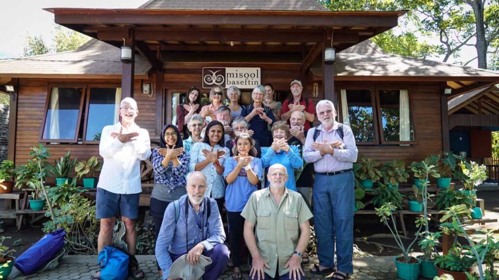 Seven Seas Donation to Manta Conservation East of Flores