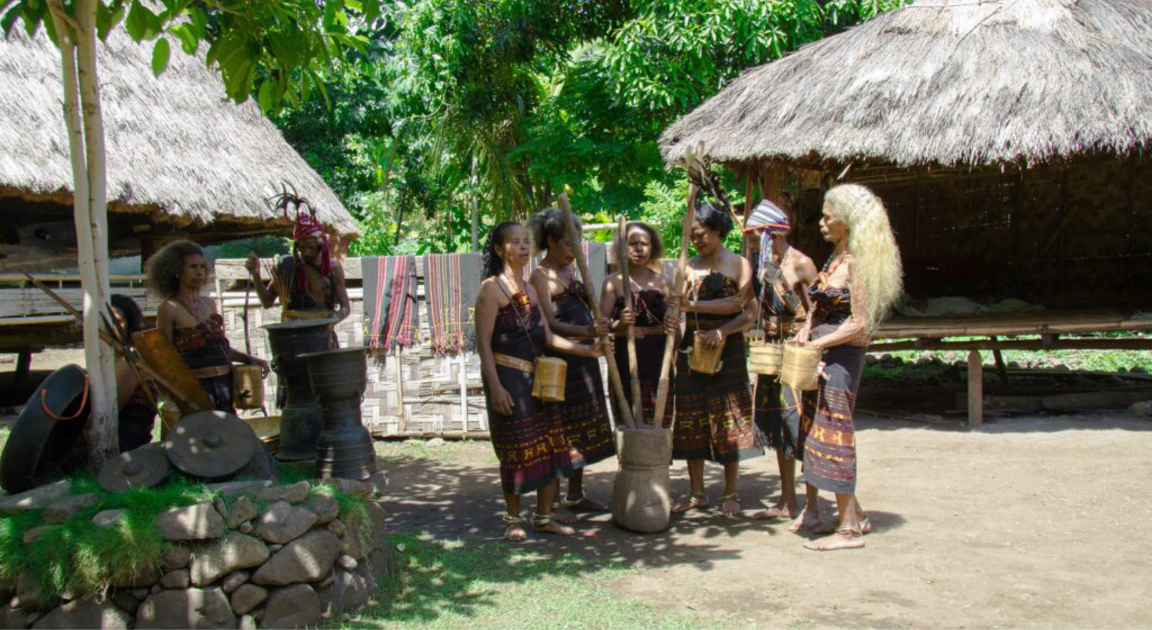 Aboi-Tribe-rice-pounding-1-1024x683