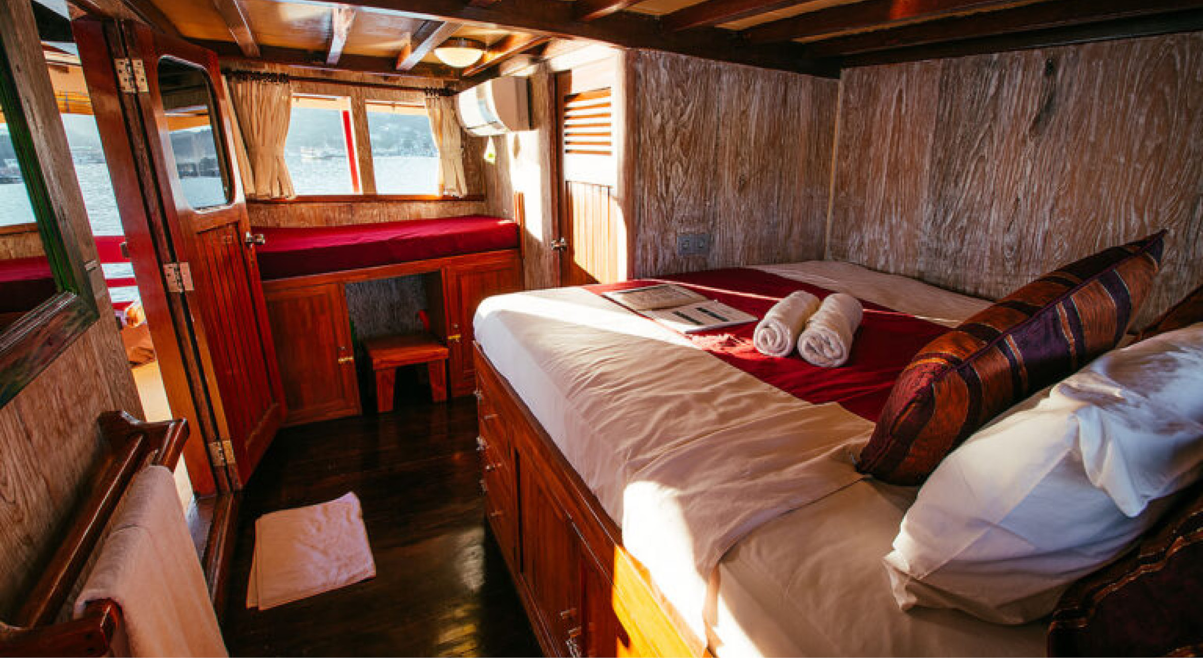 liveaboard diving indonesia