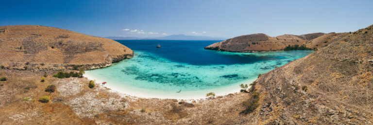 Labuan Bajo Maumere diving trip